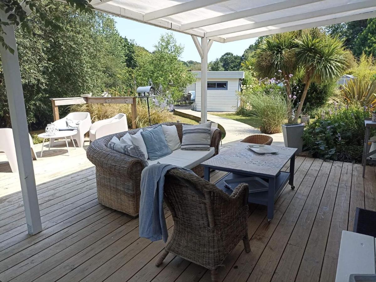 Lodge Avec Vue Sur La Riviere Lannion Kültér fotó